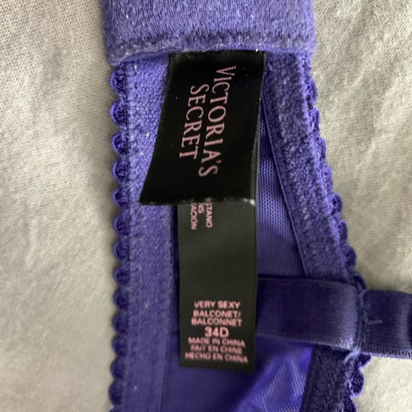 bra - Picture 3 of 3